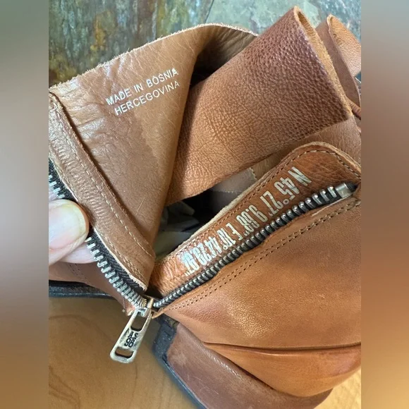 A.S. 98 Olin boots. 39 (8.5-9) Calvados (British tan) Unique Euro line. - Picture 10 of 14